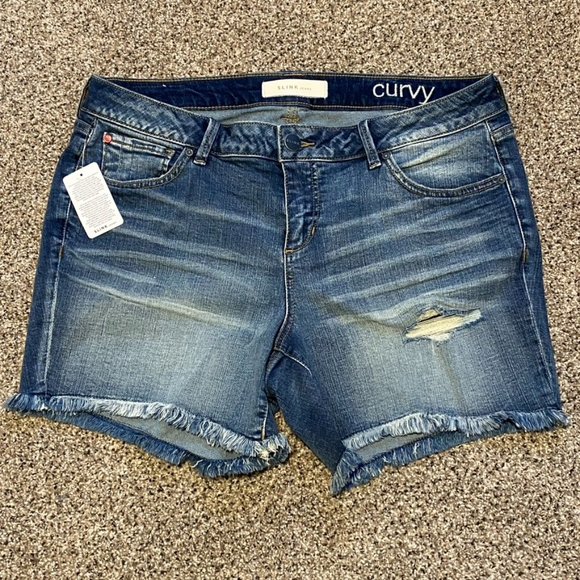 NWT SLINK JEANS frayed denim curvy fit Laura shorts SIZE 16 - Picture 1 of 9